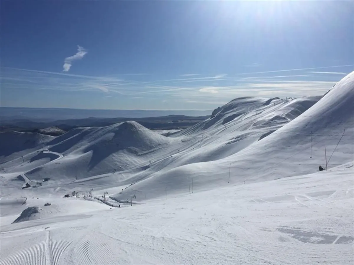 Bel F2 Au 3E Etage Avec Ascenseur, Parking Prive, Wifi, Cuisine Equipee Et Local A Skis - Mont-Dore - Fr-1-415-70 Apartment